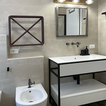Holyday Luxury With Jacuzzi Tub Apartment Verona